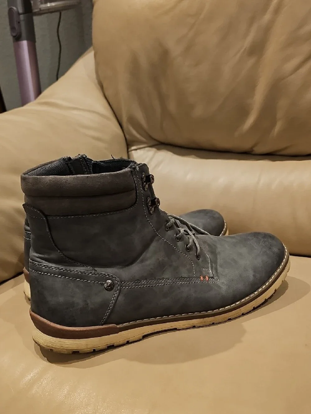 Vostey Men's Casual Nubuck Lace-Up Boots - Gray